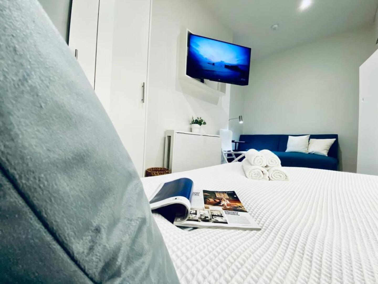 Apt 08 Beachside Beauty Central Studio Steps From Cafes برايتون المظهر الخارجي الصورة