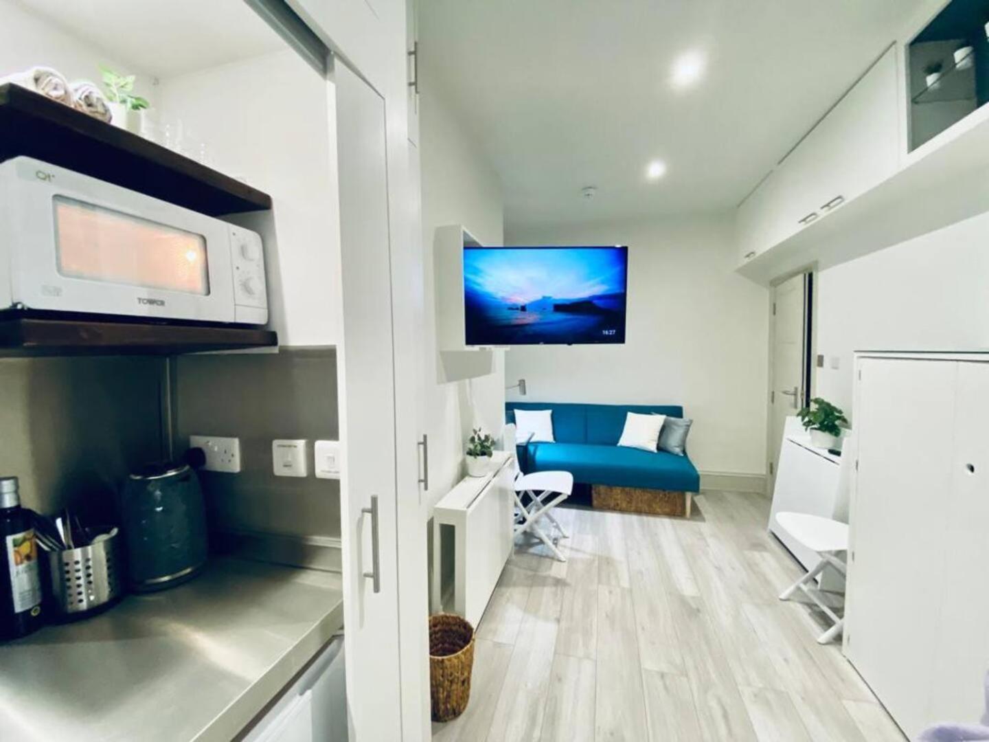 Apt 08 Beachside Beauty Central Studio Steps From Cafes برايتون المظهر الخارجي الصورة